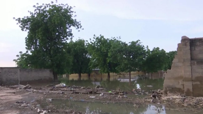 Nigeria: Prisoners flee after floods damage jail