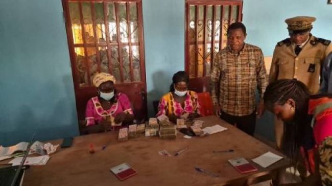 We thank the Head of State: Biya regime distributes CFAF 2Bln to rice farmers following protests